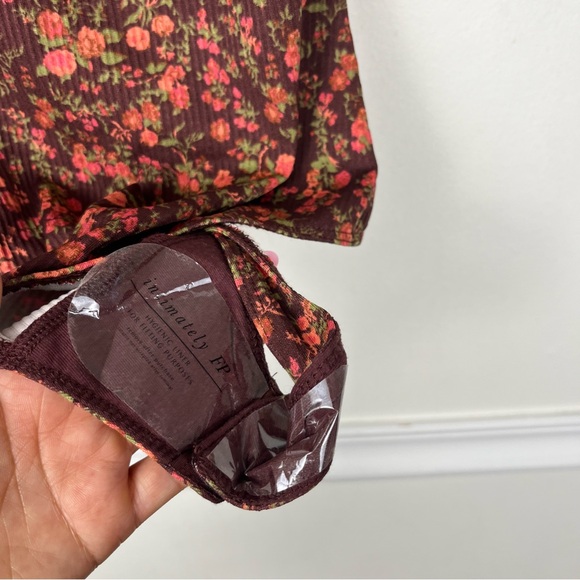 New Free People Lola floral Plunge Neck Halter Bodysuit Size Small - Picture 5 of 9